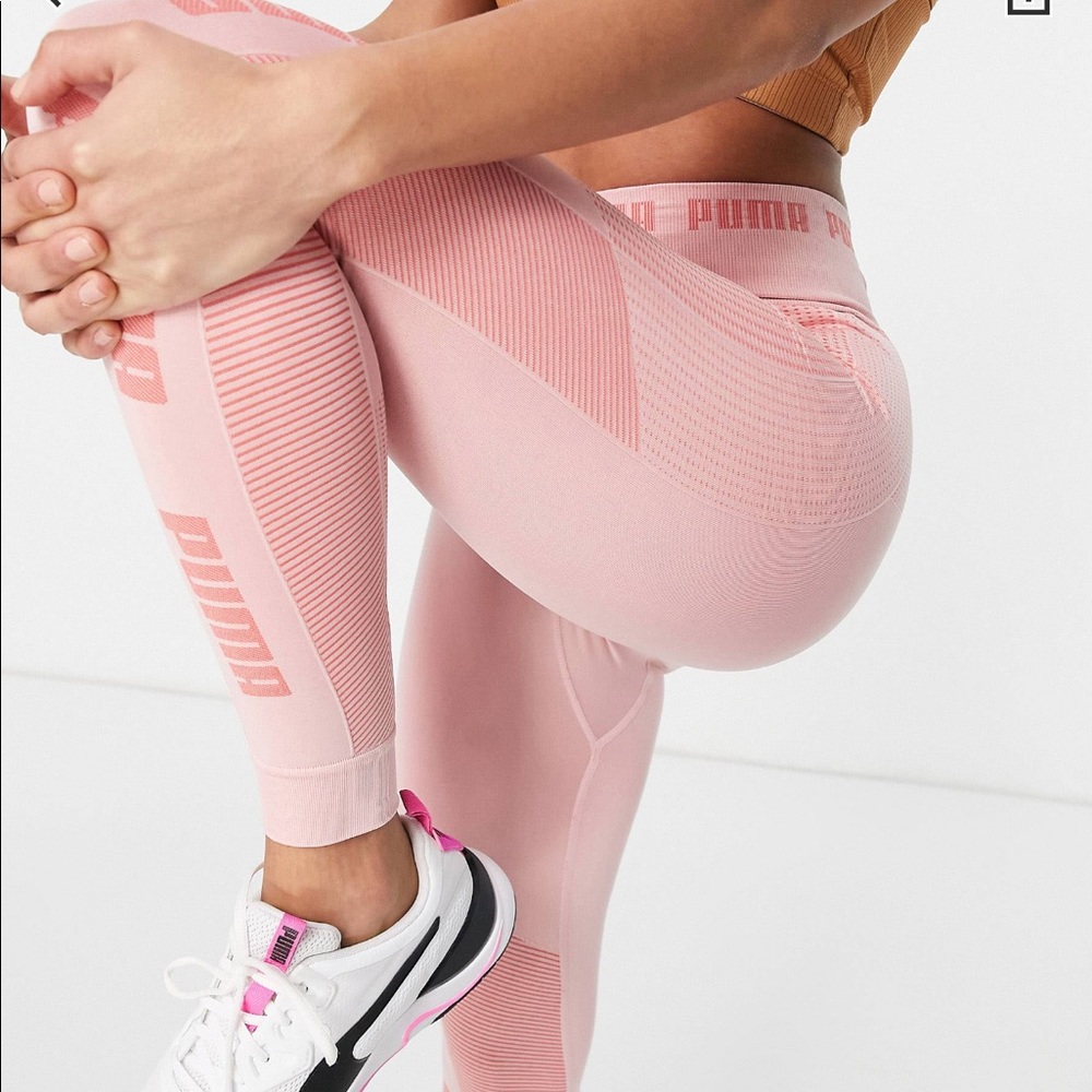 Puma Evo Knit Gym Leggings in Pink